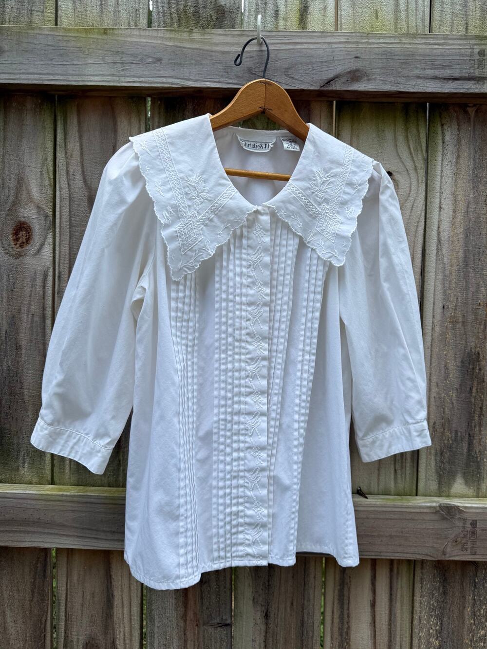 Vintage Embroidered Peter Pan Collar Blouse | Christie & Jill White Top